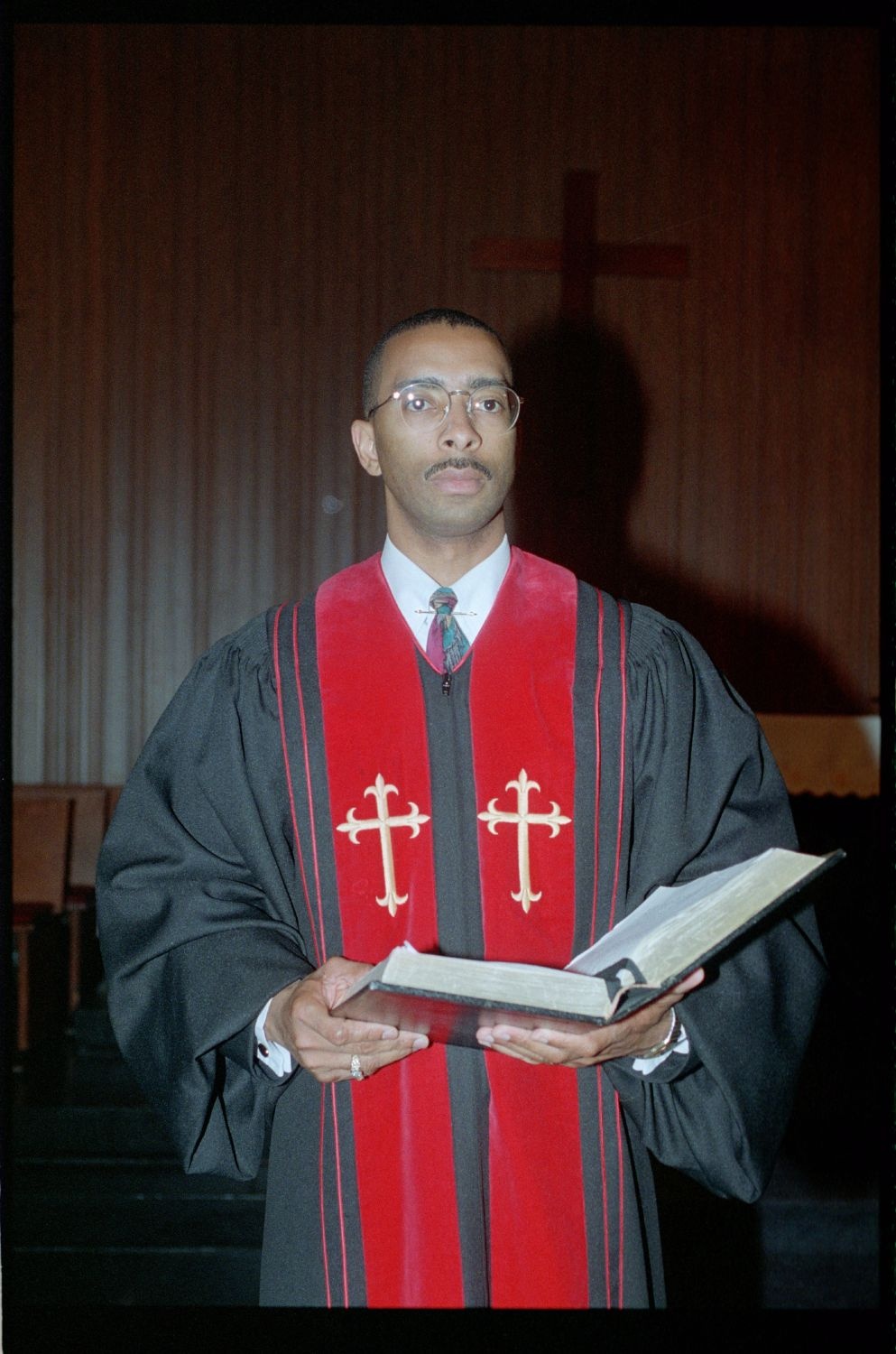 Fotografie: Priester der American Community Chapel der U.S. Army Berlin in Berlin-Dahlem