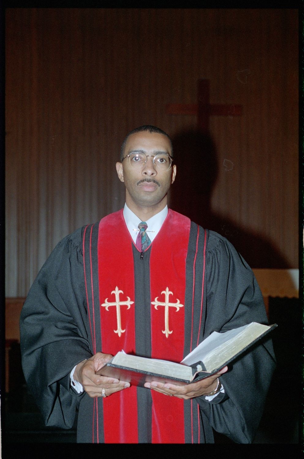 Fotografie: Priester der American Community Chapel der U.S. Army Berlin in Berlin-Dahlem