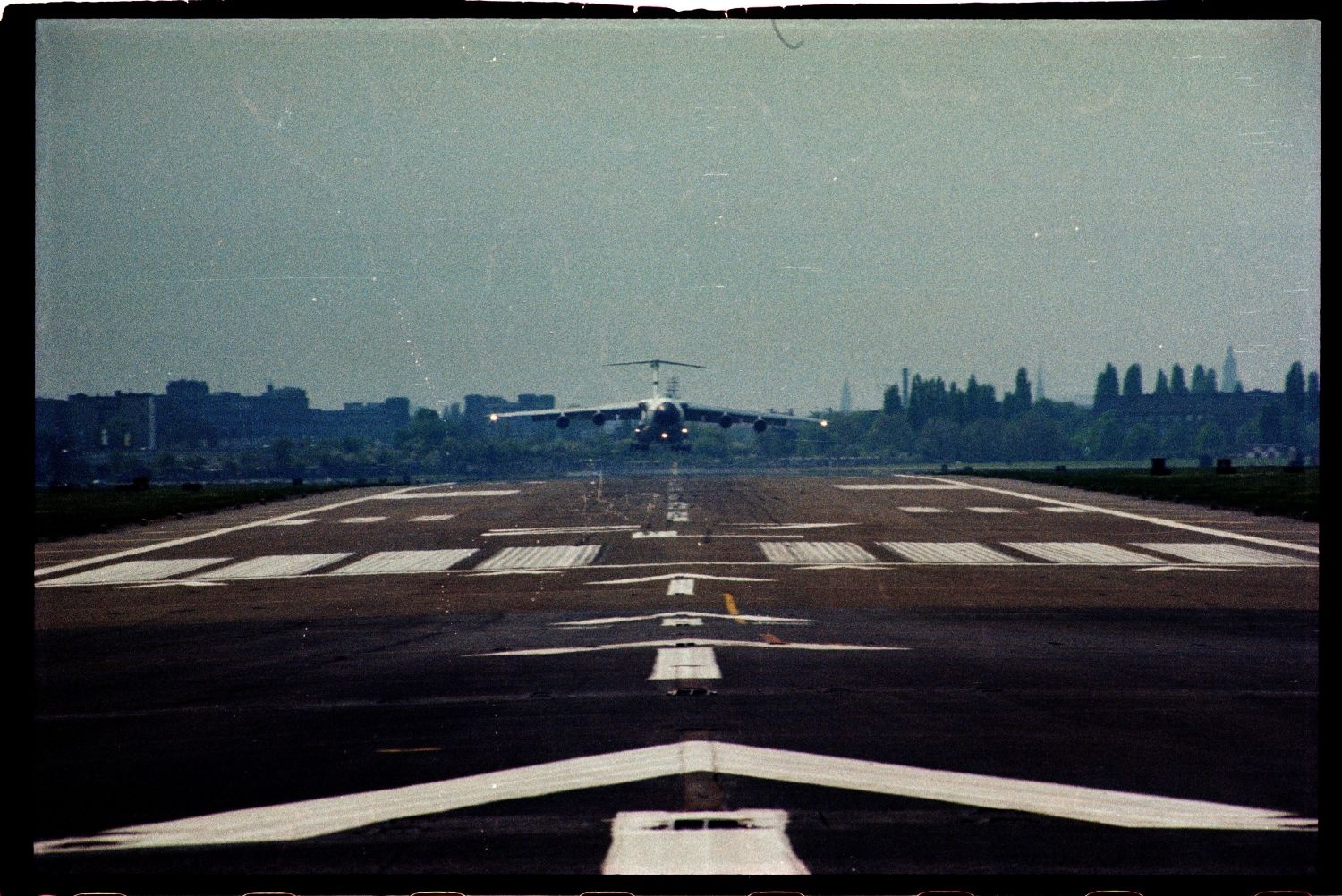 Fotografie: Tag der offenen Tür auf der Tempelhof Air Base in Berlin-Tempelhof