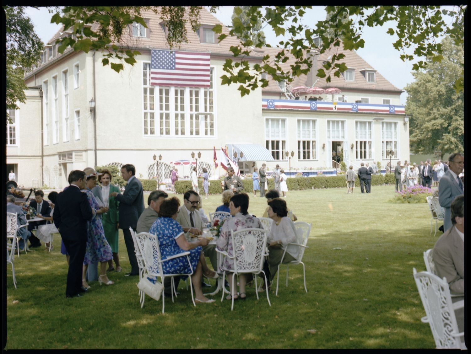 Fotografie: Empfang zum 4th of July im Harnack House in Berlin-Dahlem