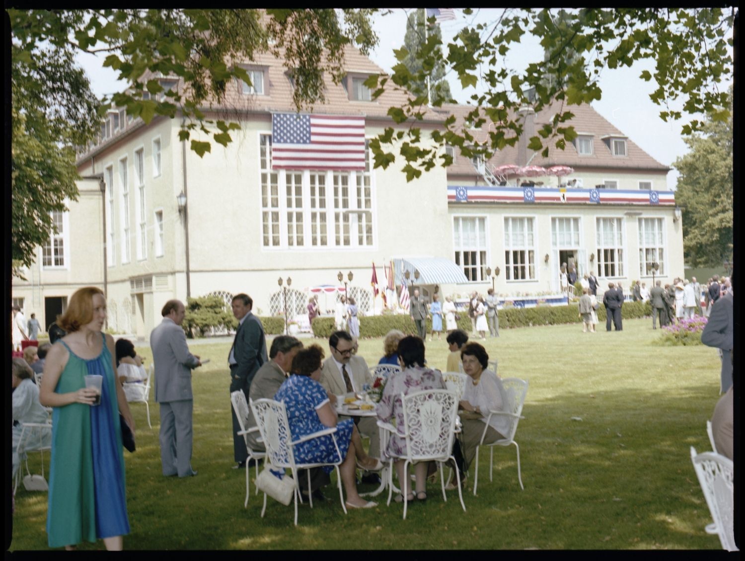 Fotografie: Empfang zum 4th of July im Harnack House in Berlin-Dahlem