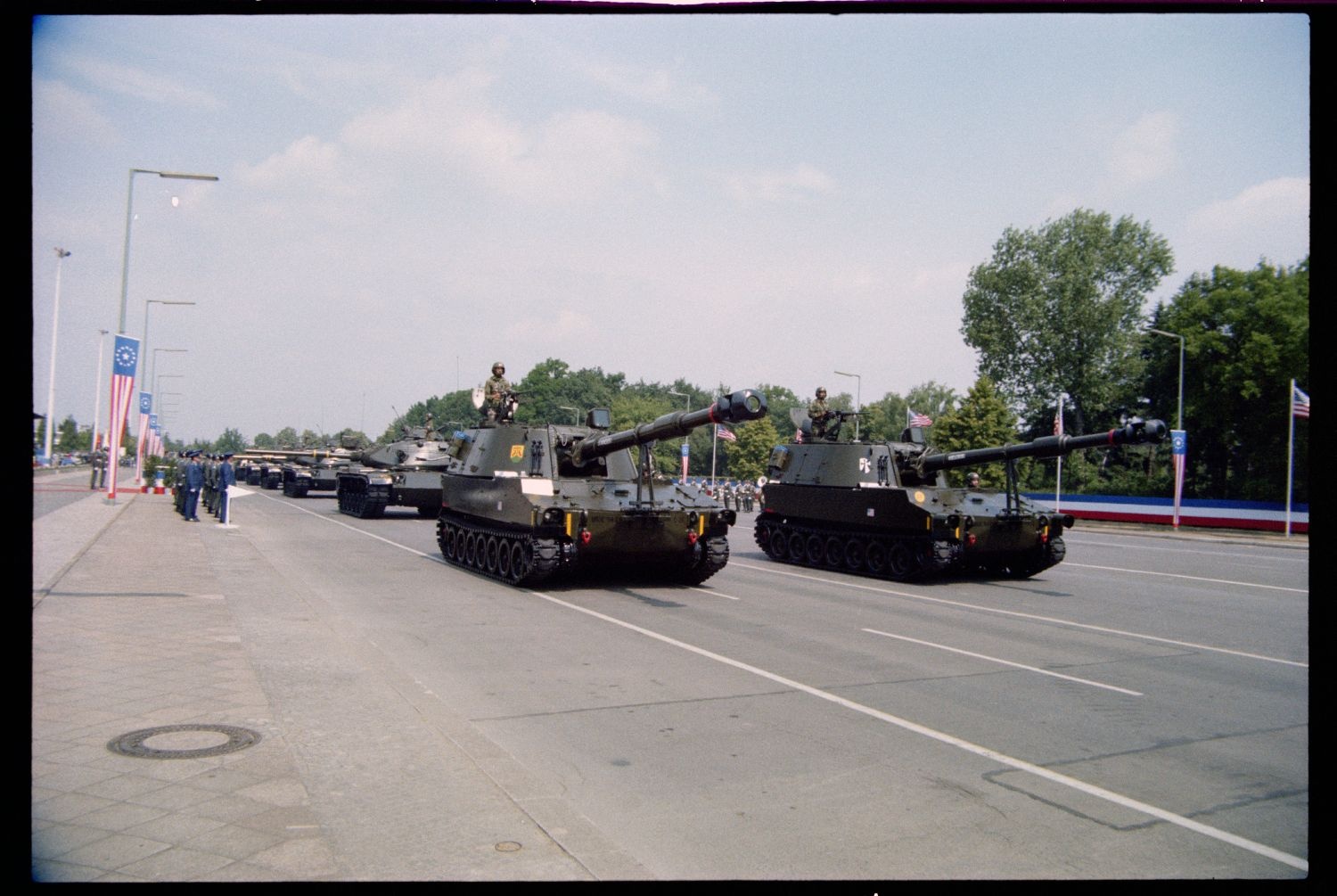 Fotografie: 4th of July Parade der U.S. Army Berlin Brigade in Berlin-Lichterfelde