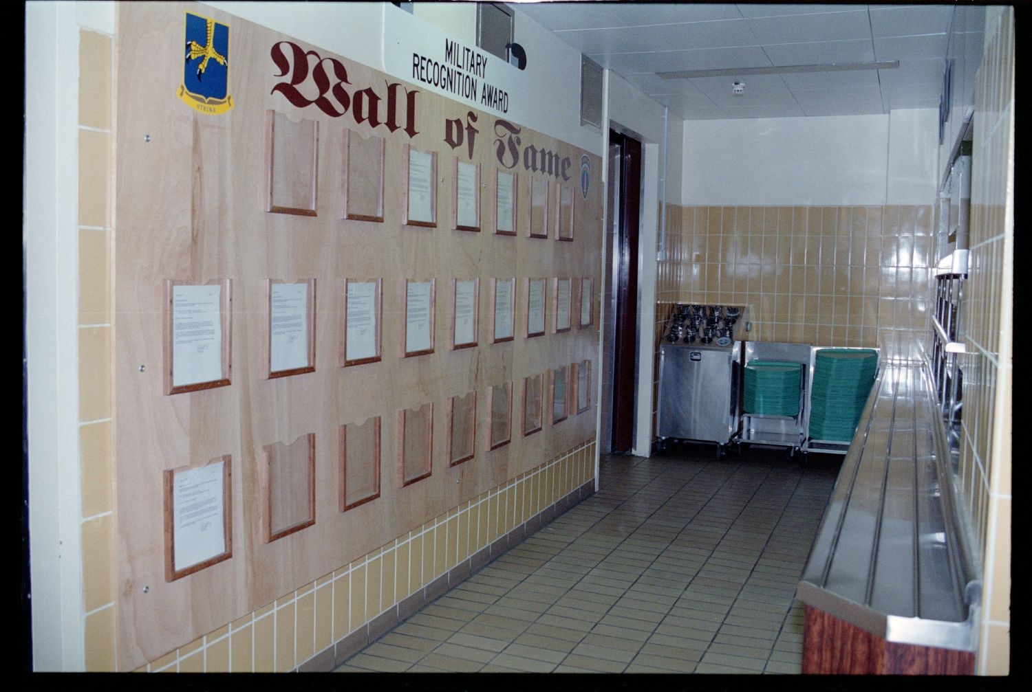 Fotografie: "Bastogne Inn", Kantine des 502nd Infantry Regiment der U.S. Army Berlin in Berlin-Lichterfelde