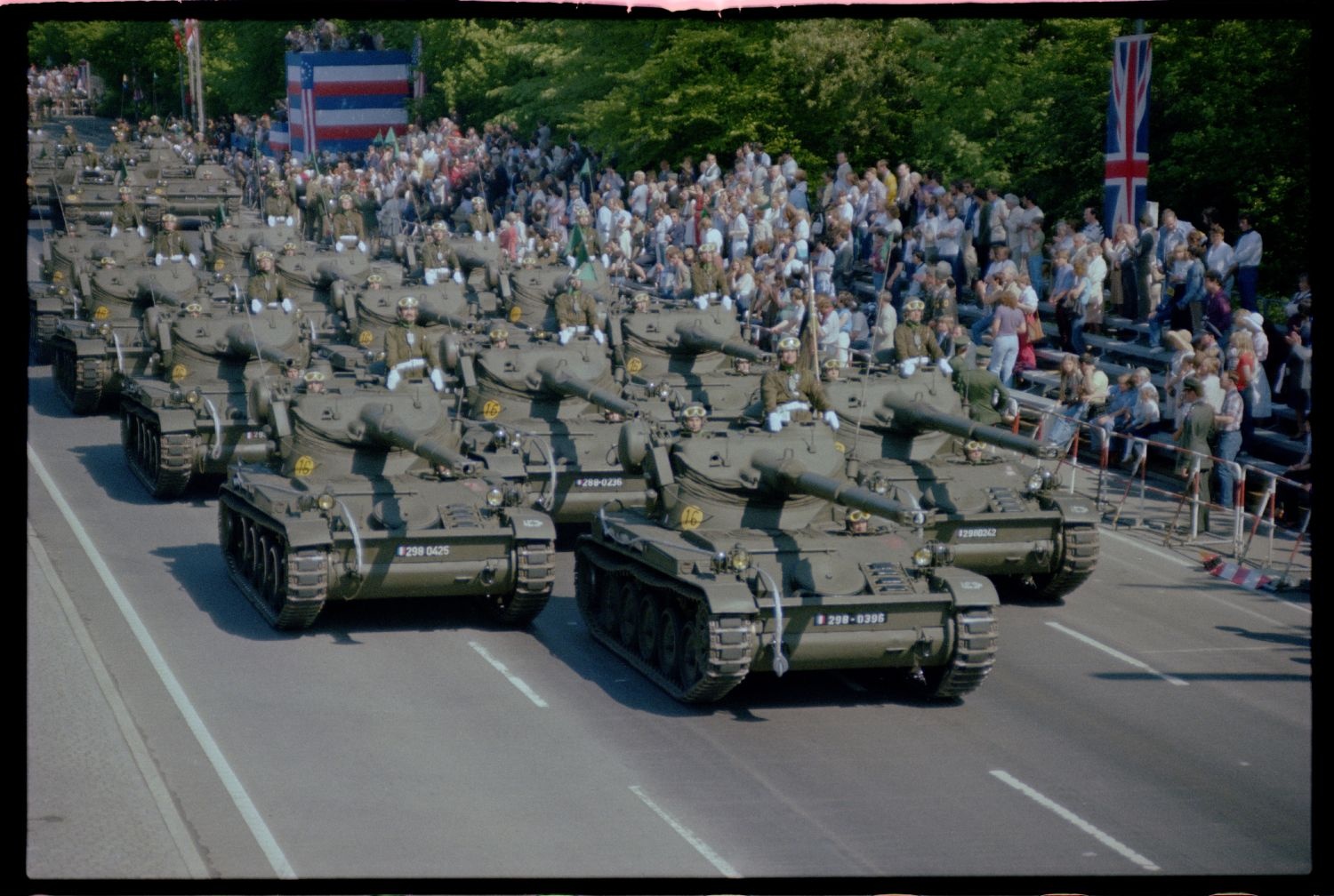 Fotografie: Allied Forces Day Parade in Berlin-Tiergarten