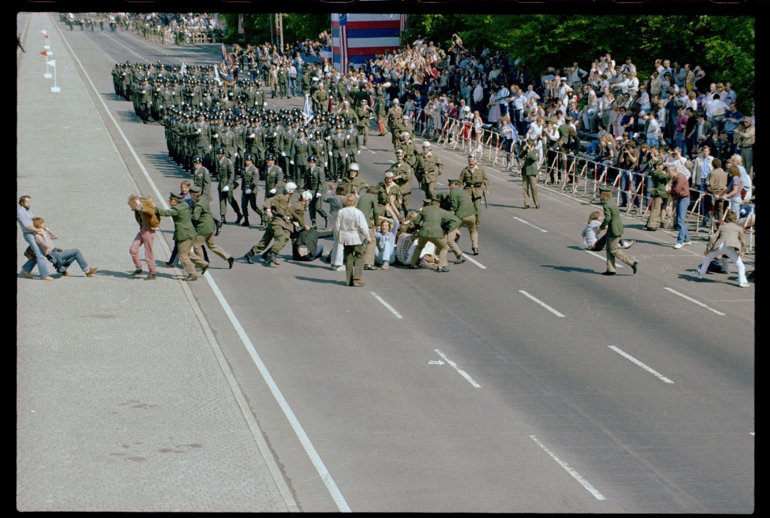 Fotografie: Allied Forces Day Parade in Berlin-Tiergarten