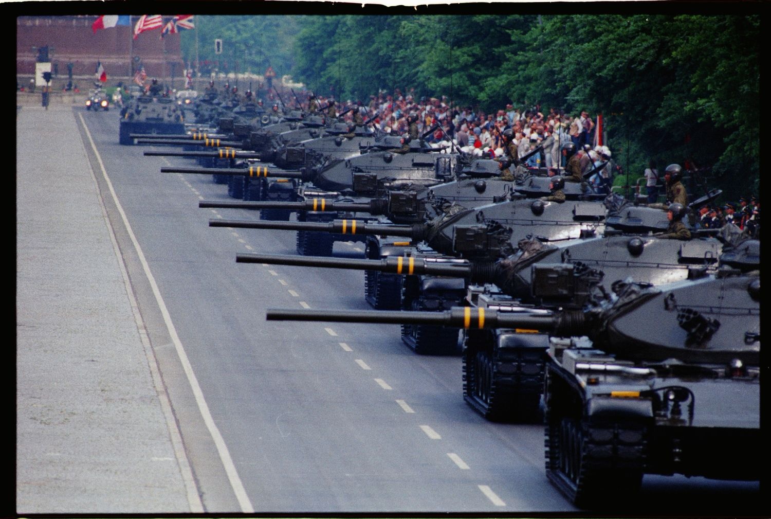 Fotografie: Allied Forces Day Parade in Berlin-Tiergarten