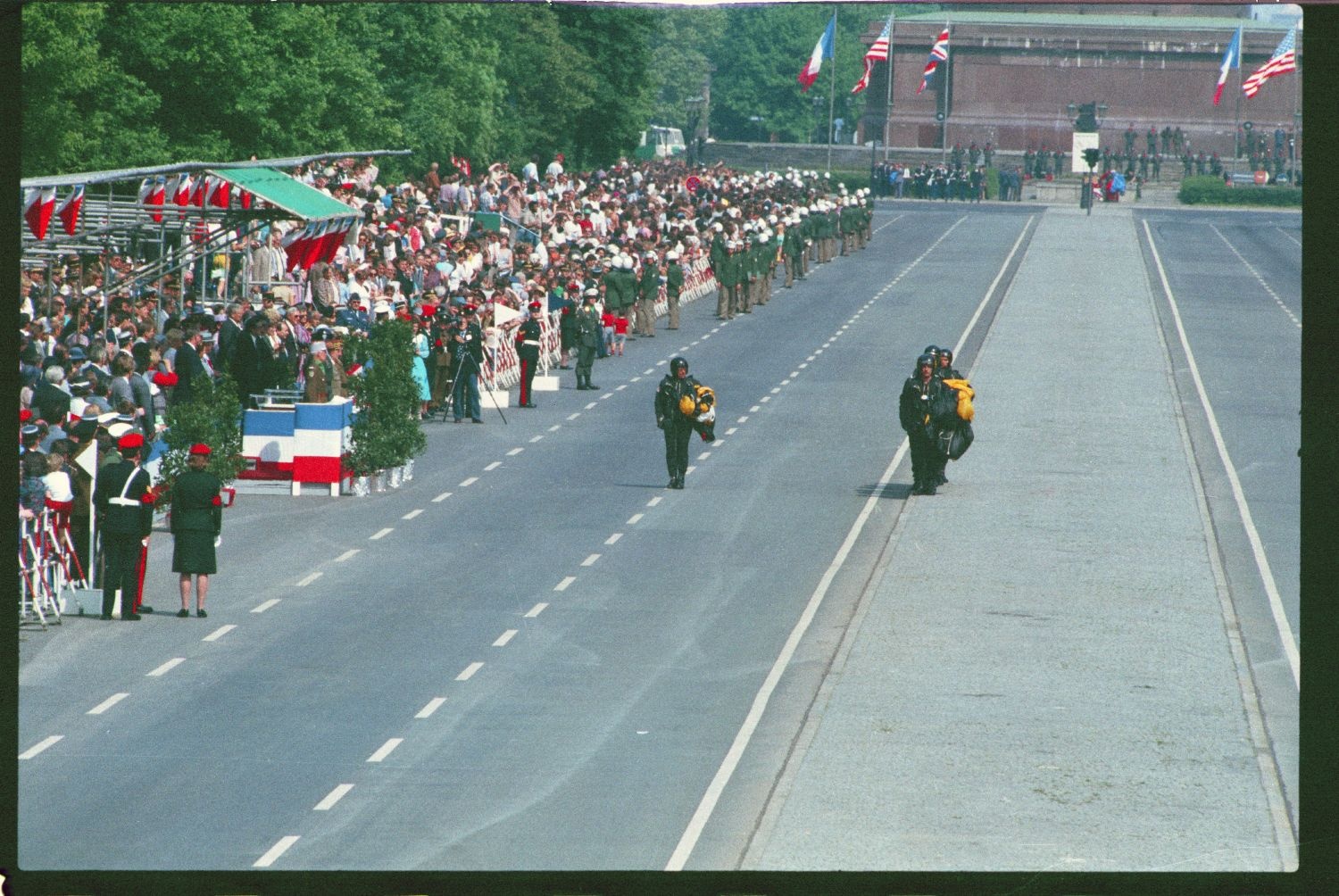 Fotografie: Allied Forces Day Parade in Berlin-Tiergarten