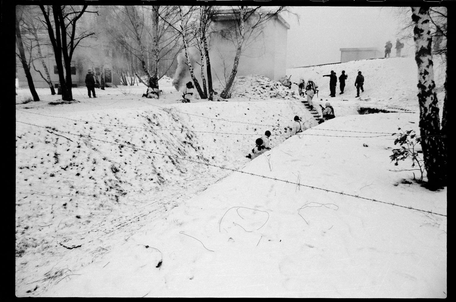 S/w-Fotografie: ARTEP Truppenübung der U.S. Army Berlin Brigade in Ruhleben Fighting City in Berlin-Spandau