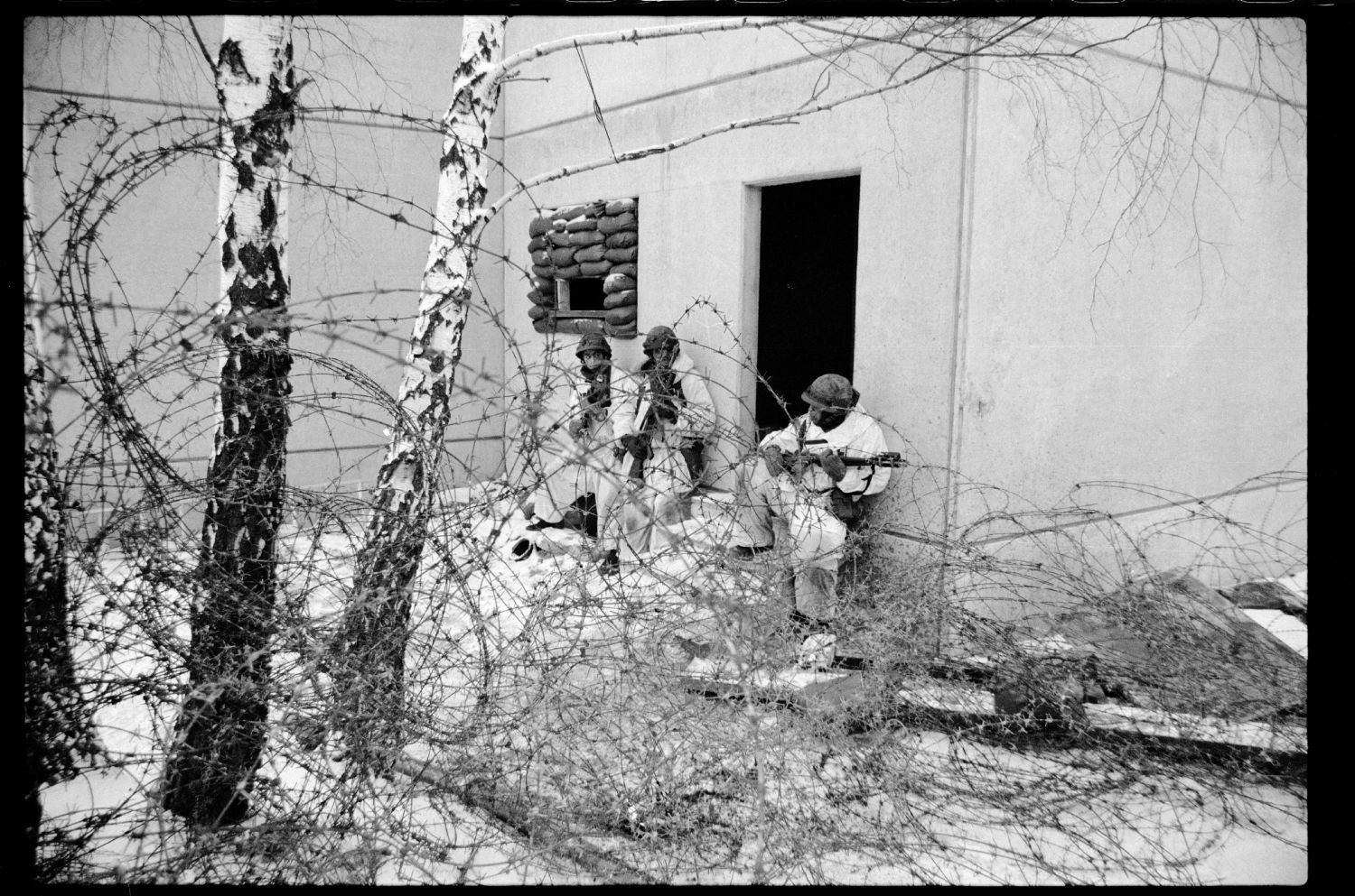 S/w-Fotografie: ARTEP Truppenübung der U.S. Army Berlin Brigade in Ruhleben Fighting City in Berlin-Spandau