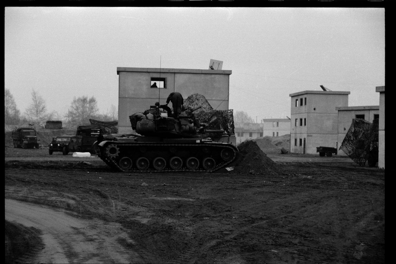 S/w-Fotografie: ARTEP Truppenübung der U.S. Army Berlin Brigade in Berlin-Lichterfelde