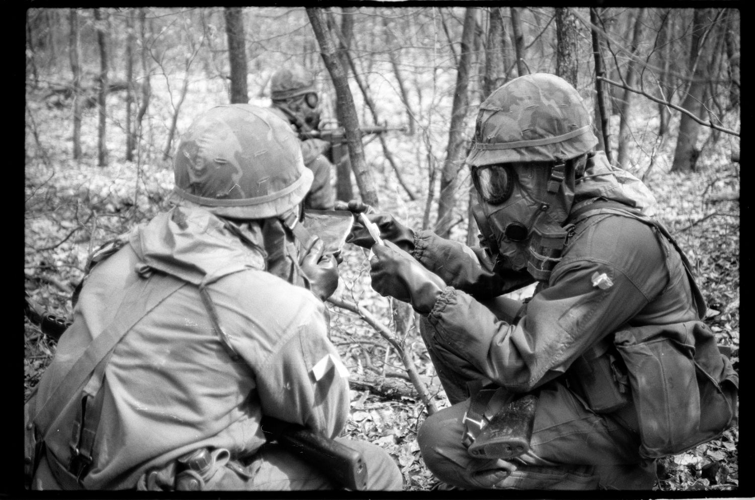 s/w-Fotografie: ARTEP Truppenübung der U.S. Army Berlin Brigade im Berliner Grunewald