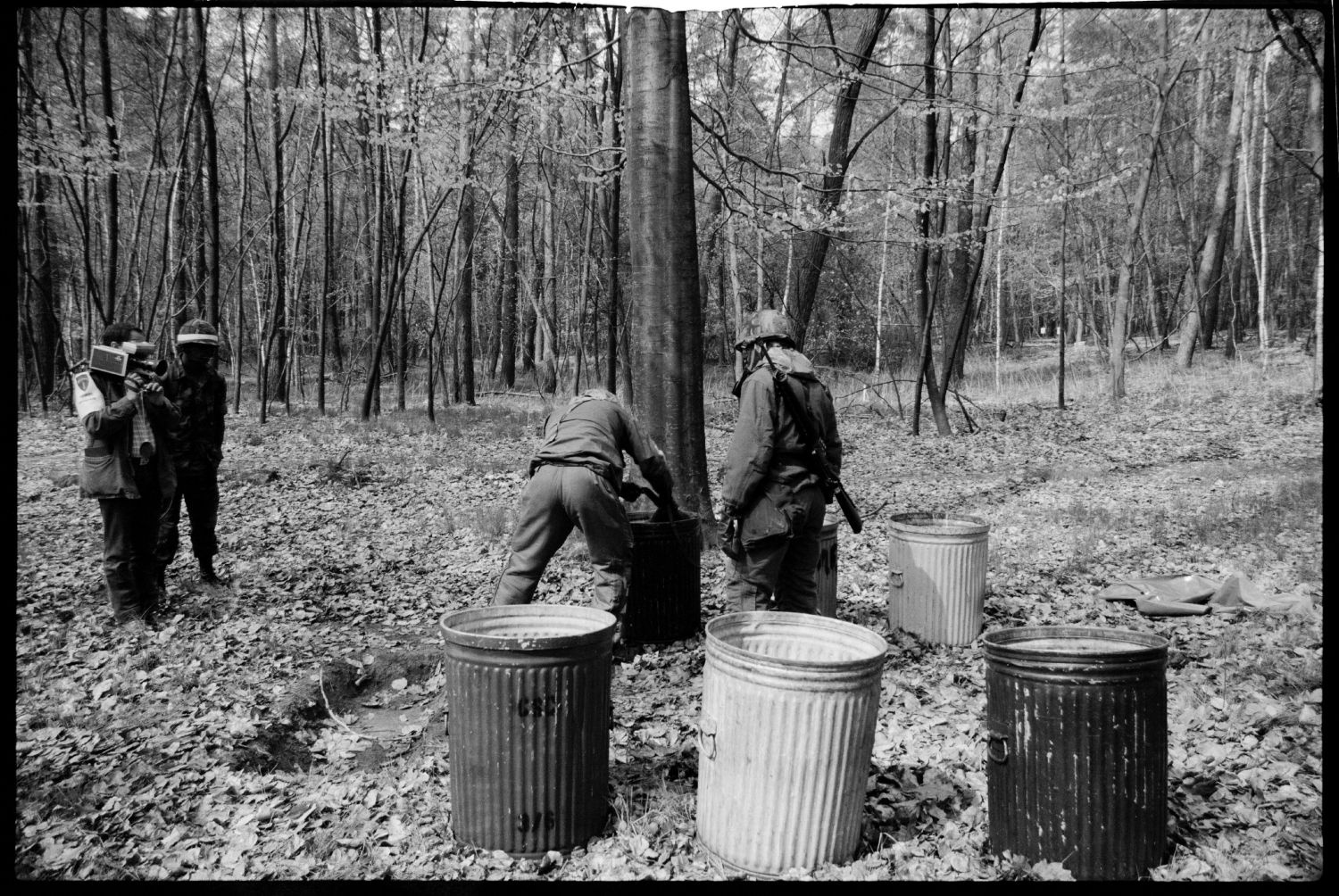 s/w-Fotografie: ARTEP Truppenübung der U.S. Army Berlin Brigade im Berliner Grunewald