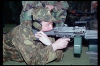 Fotografie: Besuch von Offizieren der russischen Berlin Brigade auf dem Schießplatz Rose Range der U.S. Army Berlin in Berlin-Wannsee