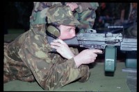 Fotografie: Besuch von Offizieren der russischen Berlin Brigade auf dem Schießplatz Rose Range der U.S. Army Berlin in Berlin-Wannsee