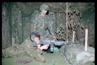 Fotografie: Besuch von Offizieren der russischen Berlin Brigade auf dem Schießplatz Rose Range der U.S. Army Berlin in Berlin-Wannsee
