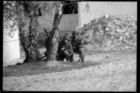 S/w-Fotografie: ARTEP Truppenübung der U.S. Army Berlin Brigade in Ruhleben Fighting City in Berlin-Spandau