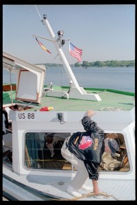 Fotografie: "Allied Wives Meeting", Ausflug mit dem Schiff für Ehefrauen der britischen, französischen und US-Community in Berlin-Wannsee