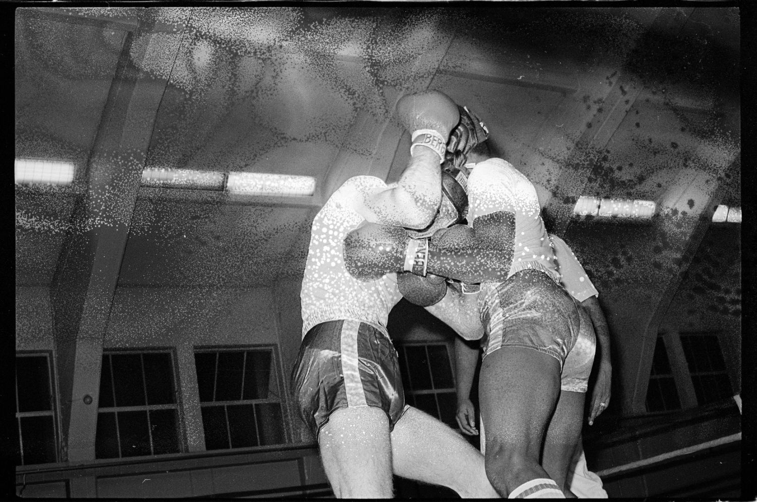 S/w-Fotografie: Boxwettkampf der U.S. Army Berlin Brigade in West-Berlin