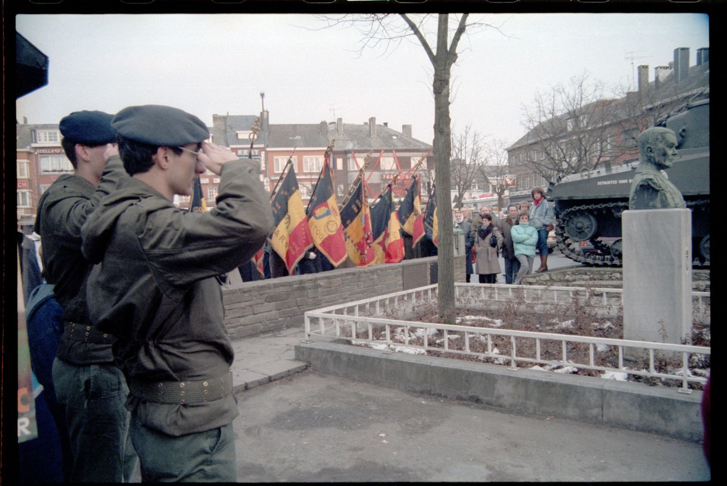 Fotografie: Gedenken an die Gefallenen der Ardennenoffensive in Bastogne, Belgien