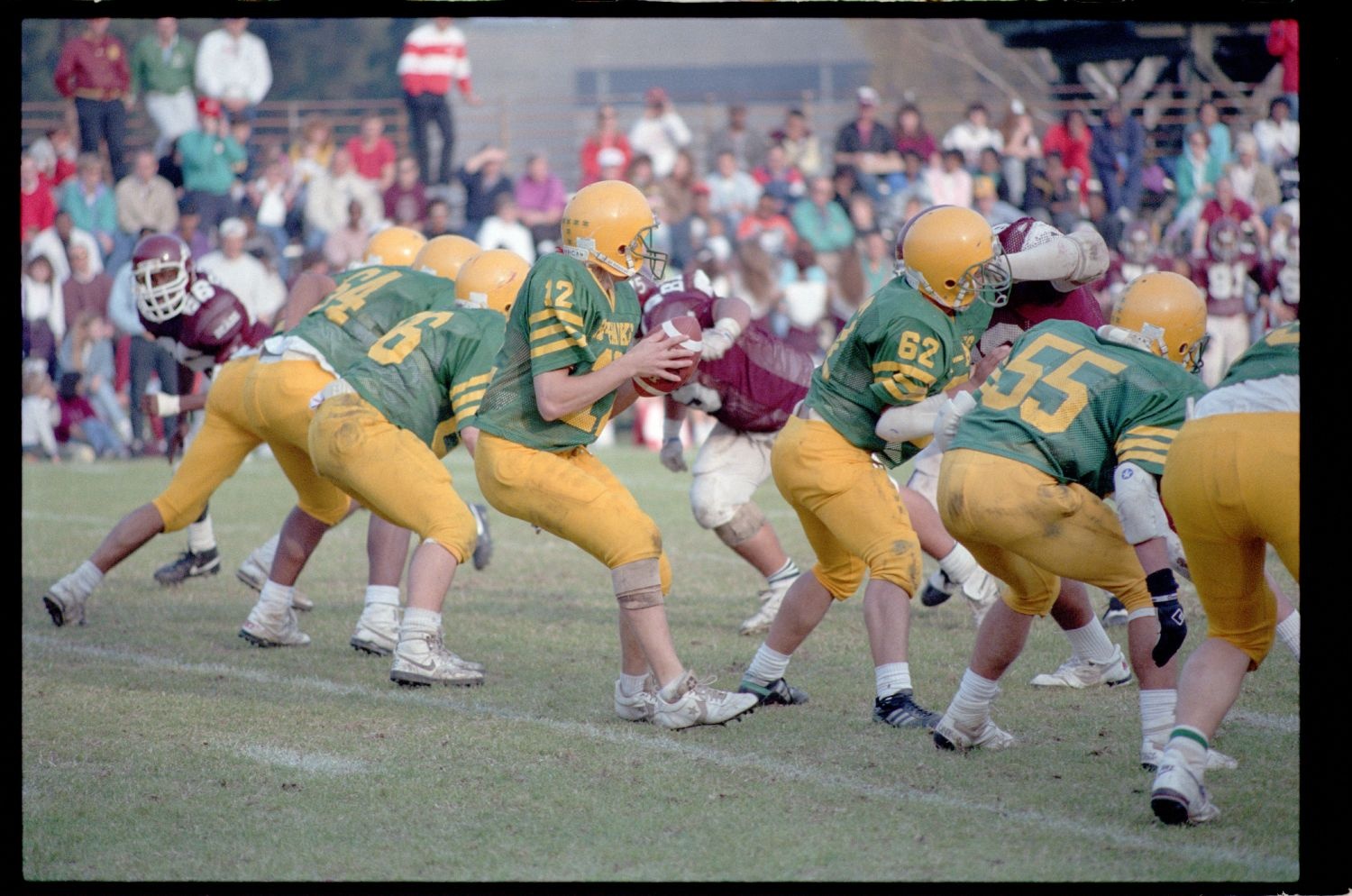 Fotografie: American-Football-Spiel der Berlin Bears gegen die Hi-Hawks an der Berlin American High School in Berlin-Dahlem