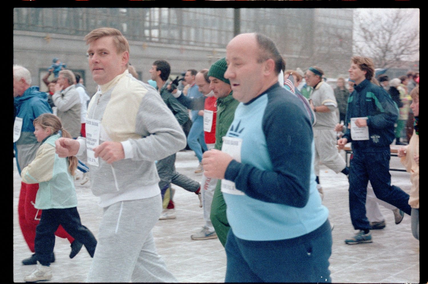 Fotografie: Erster Gesamt-Berliner Neujahrslauf 1990 in Berlin