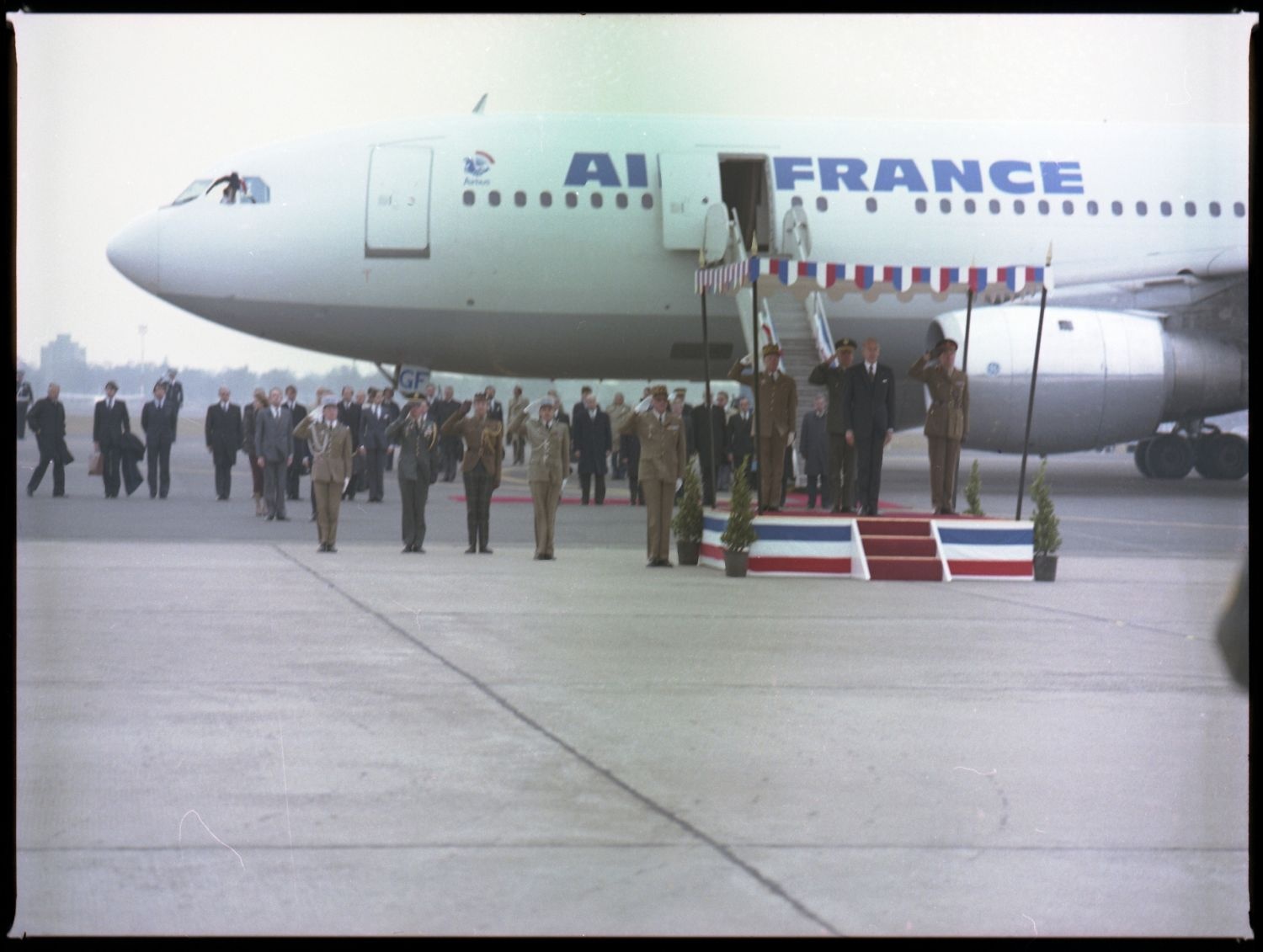 Fotografie: Besuch des französischen Staatspräsidenten Valéry Giscard d’Estaing in West-Berlin