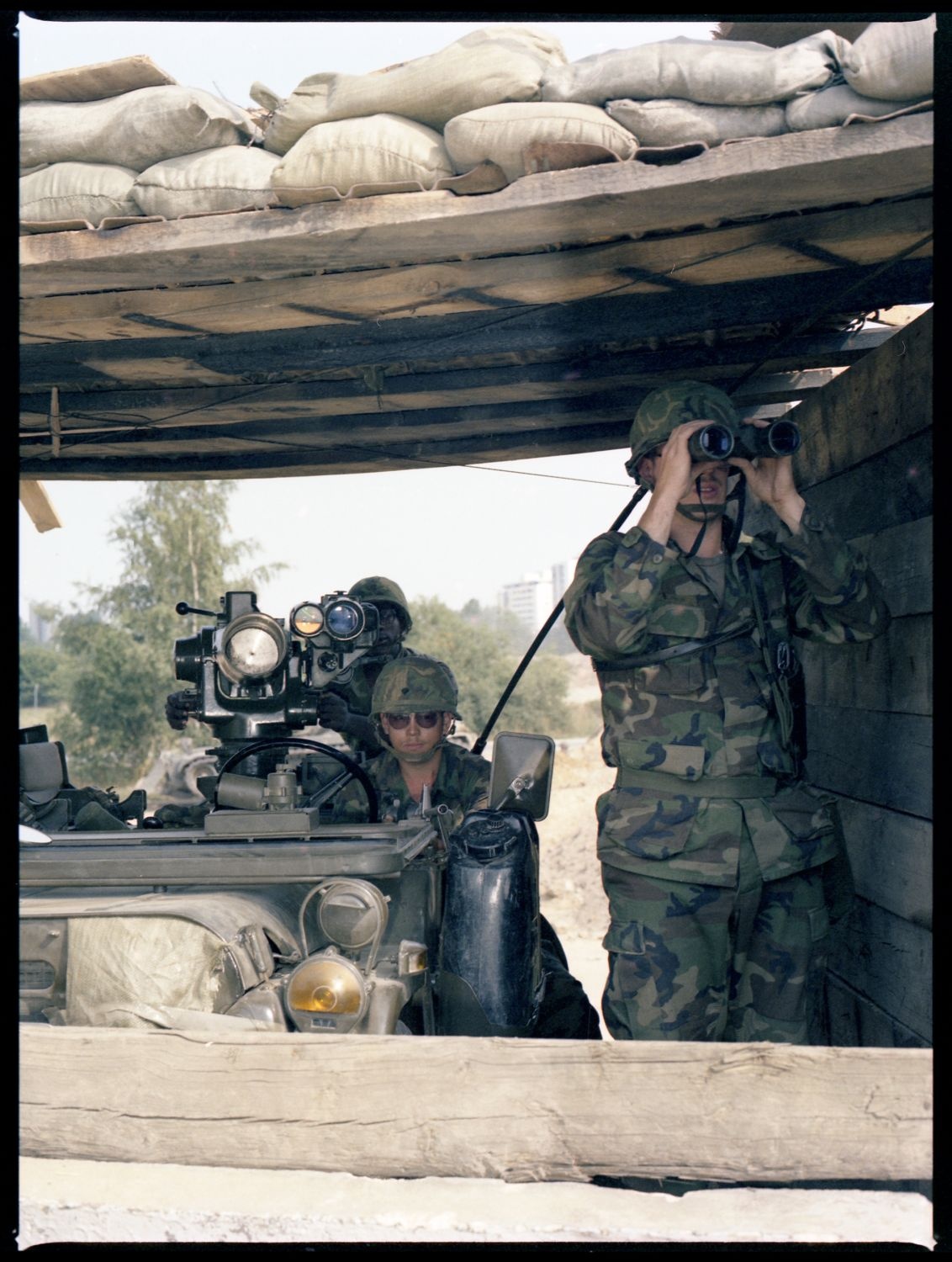 Fotografie: Häuserkampfübung der U.S. Army Berlin Brigade in Parks Range in Berlin-Lichterfelde