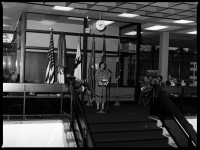 S/w-Fotografie: Eröffnung der Bibliothek der U.S. Army Berlin Brigade in der Taylorstraße in Berlin-Dahlem
