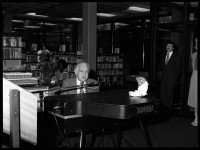 S/w-Fotografie: Eröffnung der Bibliothek der U.S. Army Berlin Brigade in der Taylorstraße in Berlin-Dahlem