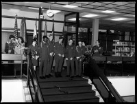 S/w-Fotografie: Eröffnung der Bibliothek der U.S. Army Berlin Brigade in der Taylorstraße in Berlin-Dahlem