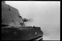 S/w-Fotografie: Übung der C Battery, 94th Field Artillery auf einem Truppenübungsplatz in West-Deutschland