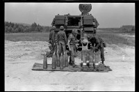 S/w-Fotografie: Übung der C Battery, 94th Field Artillery auf einem Truppenübungsplatz in West-Deutschland