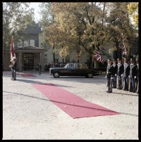 Fotografie: Antrittsbesuch von Major General Bernard Gordon Lennox, britischer Stadtkommandant, in den Lucius D. Clay Headquarters in Berlin-Dahlem
