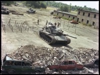Fotografie: Häuserkampfübung der U.S. Army Berlin Brigade in Parks Range in Berlin-Lichterfelde