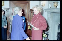 Fotografie: Empfang für Frauen der US-Community in der Residenz des US-Stadtkommandanten in Berlin-Dahlem