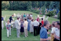 Fotografie: Barbecue in der Residenz von Brigadier General Walter Yates in Berlin-Dahlem