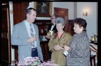 Fotografie: Empfang anlässlich der Beendigung der Operation Desert Storm in der Residenz von Brigadier General Sidney Shachnow in Berlin-Dahlem