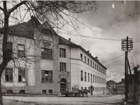 Pécsi Sörgyár - Pécsi Sörgyár épülete, utcakép