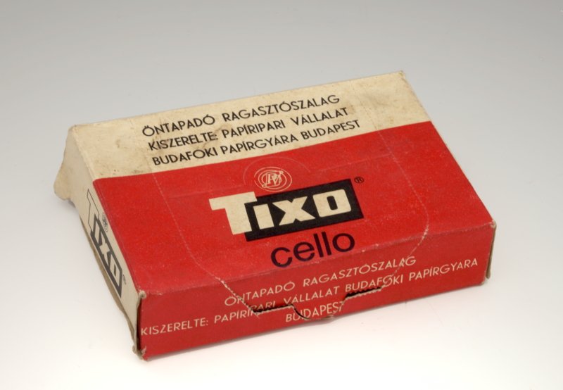Doboz TIXO (cellux) ragasztószalag (Budapesti Történeti Múzeum CC BY-NC-SA)
