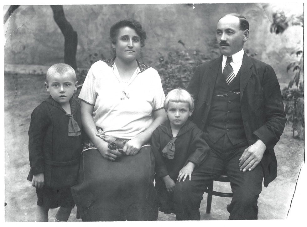 Id. Wahr Ern&#337; családja1925-ben (Tikovics József CC BY-NC-SA)