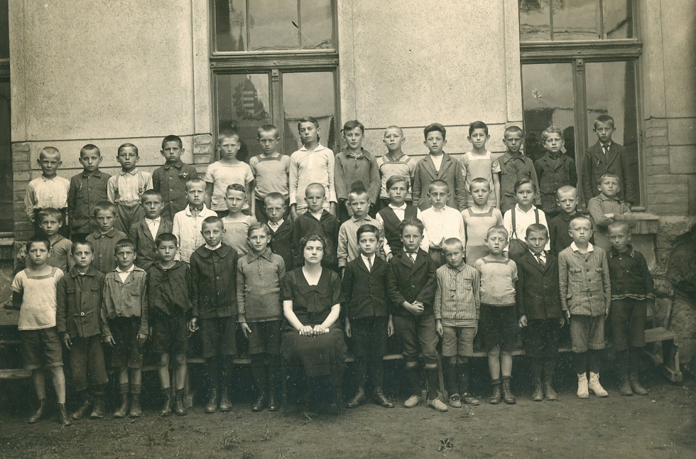 Az Árpád utcai iskola fiú osztálya (1926) (Promontor - Budafoki Polgárok Gyűjteménye CC BY-NC-SA)