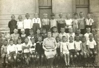 Az Árpád utca iskola III.b fiú osztálya (1931)