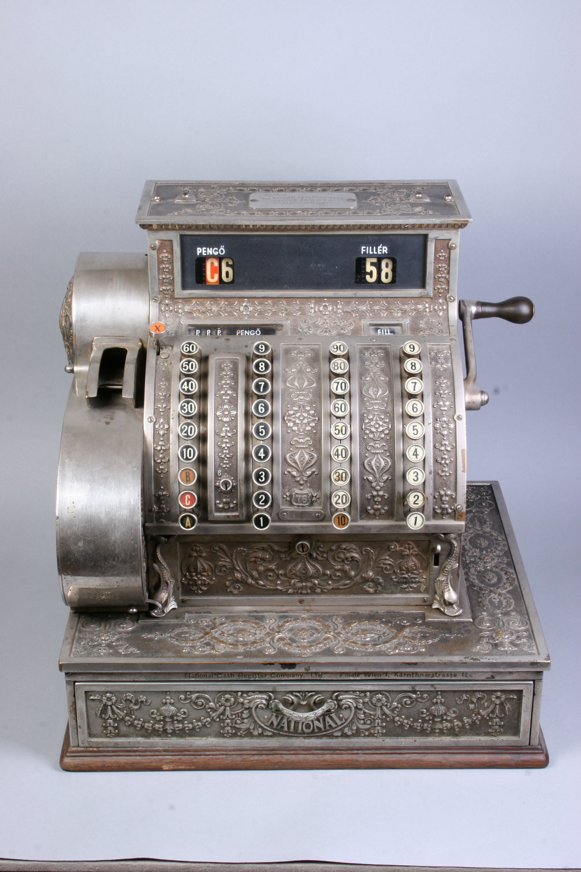 National típusú pénztárgép (Magyar Kereskedelmi és Vendéglátóipari Múzeum CC BY-NC-SA)