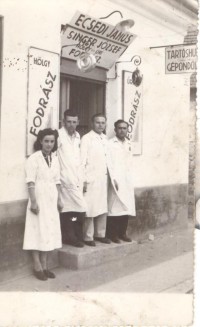 Az Ecsedi fodrászat Nagytétényben 1939