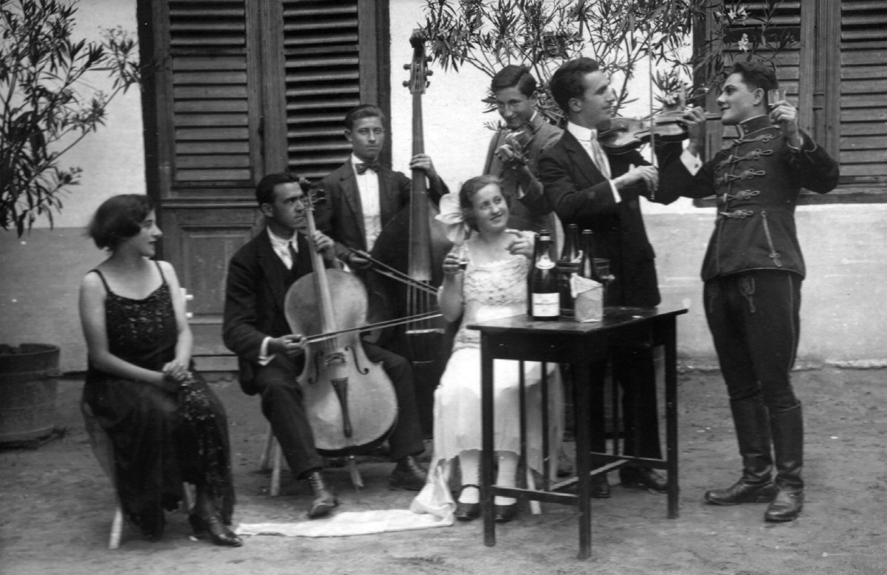 A Tatárjárás című operett szereplői 1928 2 (Cziffra György Nagytétényi Kulturális Központ - Helytörténeti Gyűjtemény CC BY-NC-SA)