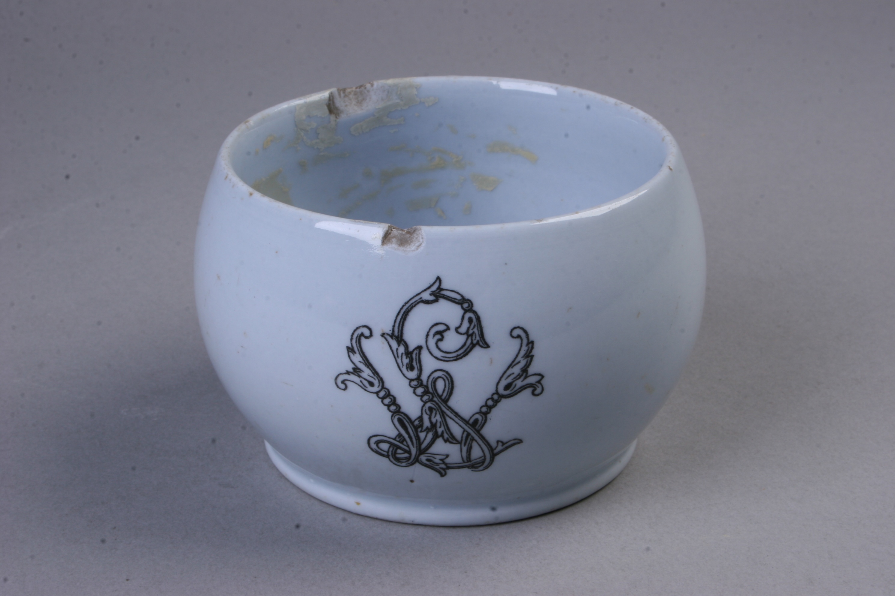 teás csésze (Magyar Kereskedelmi és Vendéglátóipari Múzeum CC BY-NC-SA)