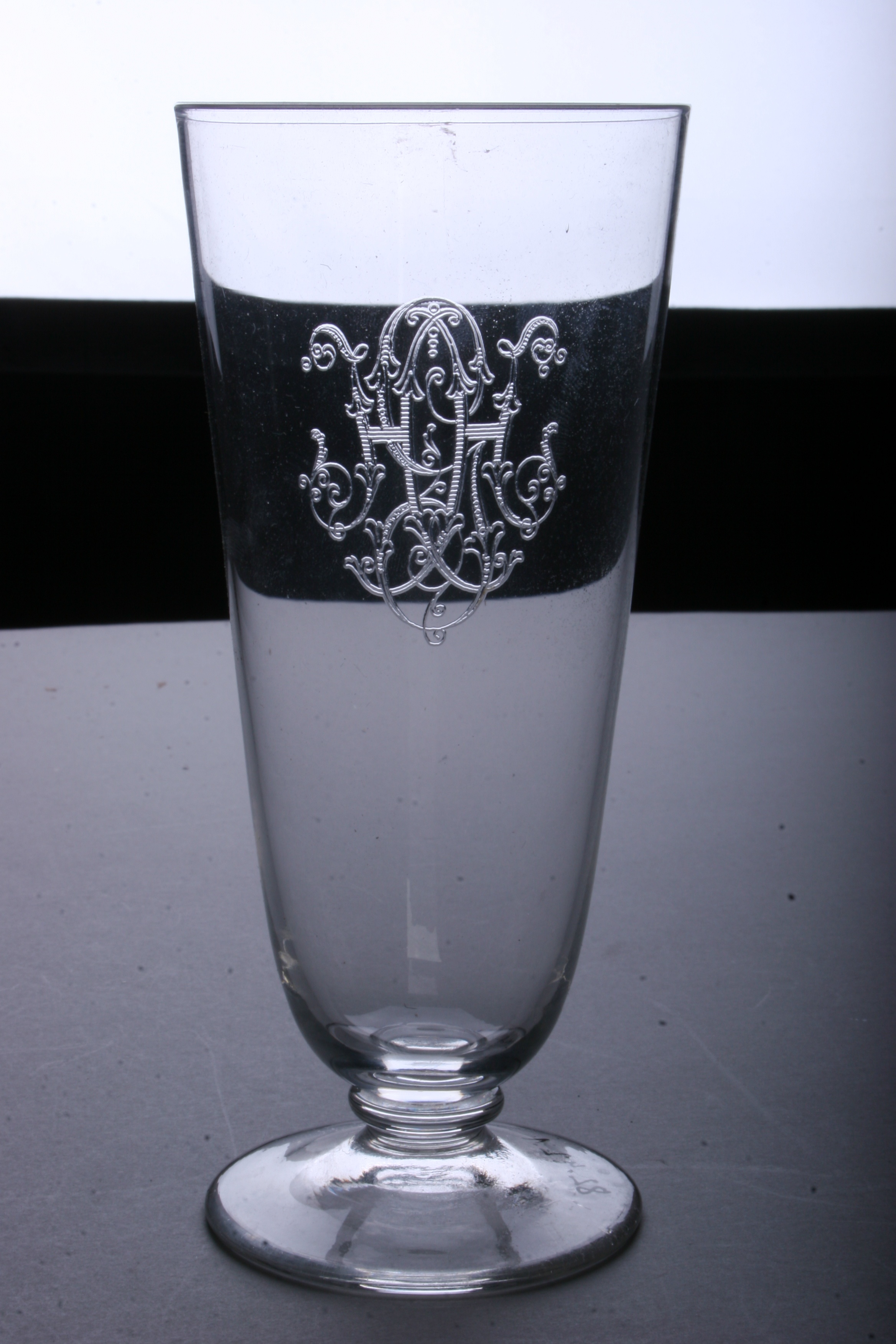 sörös pohár (Magyar Kereskedelmi és Vendéglátóipari Múzeum CC BY-NC-SA)