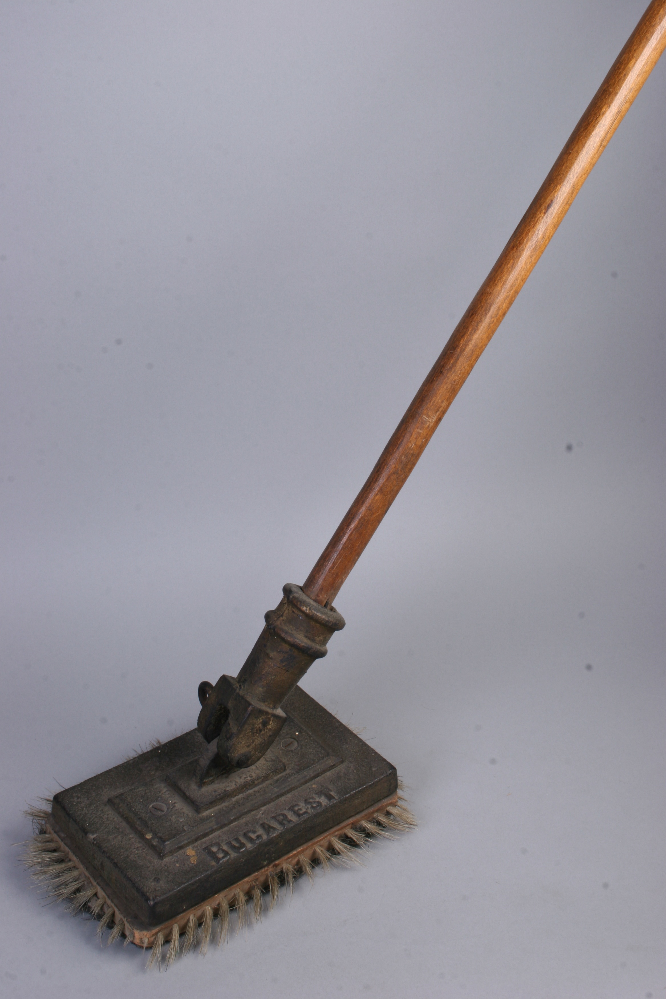 padlókefélő (Magyar Kereskedelmi és Vendéglátóipari Múzeum CC BY-NC-SA)