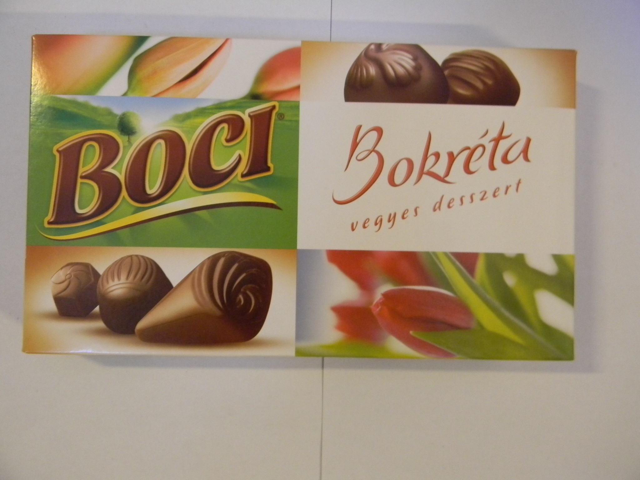 Boci Bokréta vegyes desszertes doboz (Magyar Kereskedelmi és Vendéglátóipari Múzeum CC BY-NC-SA)