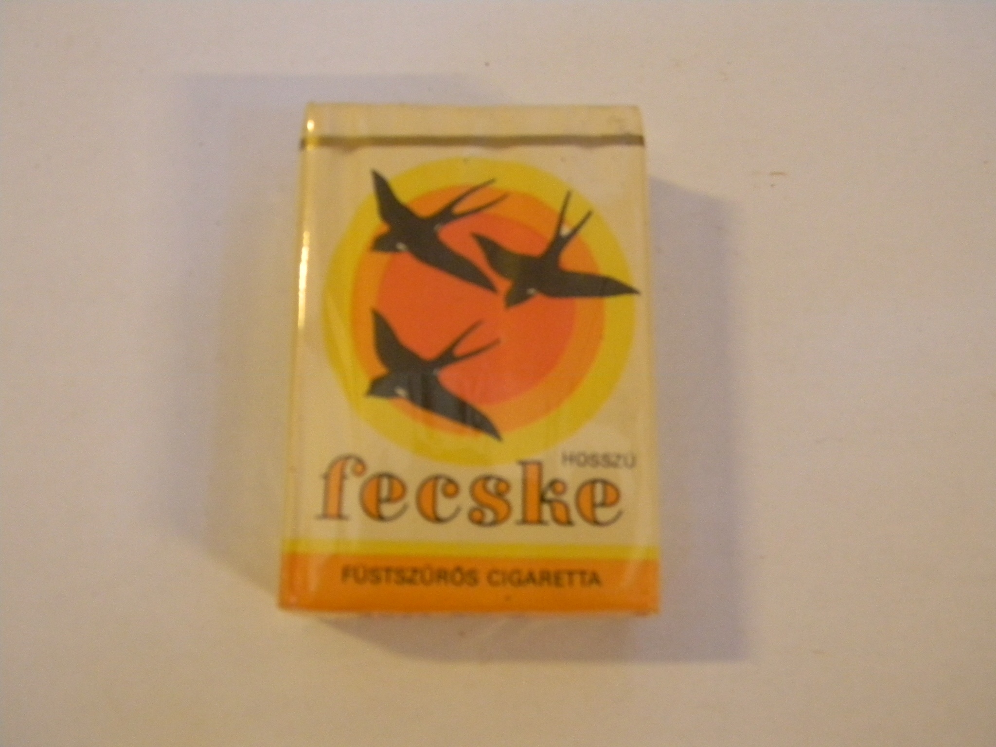 Cigarettás csomag (Magyar Kereskedelmi és Vendéglátóipari Múzeum CC BY-NC-SA)